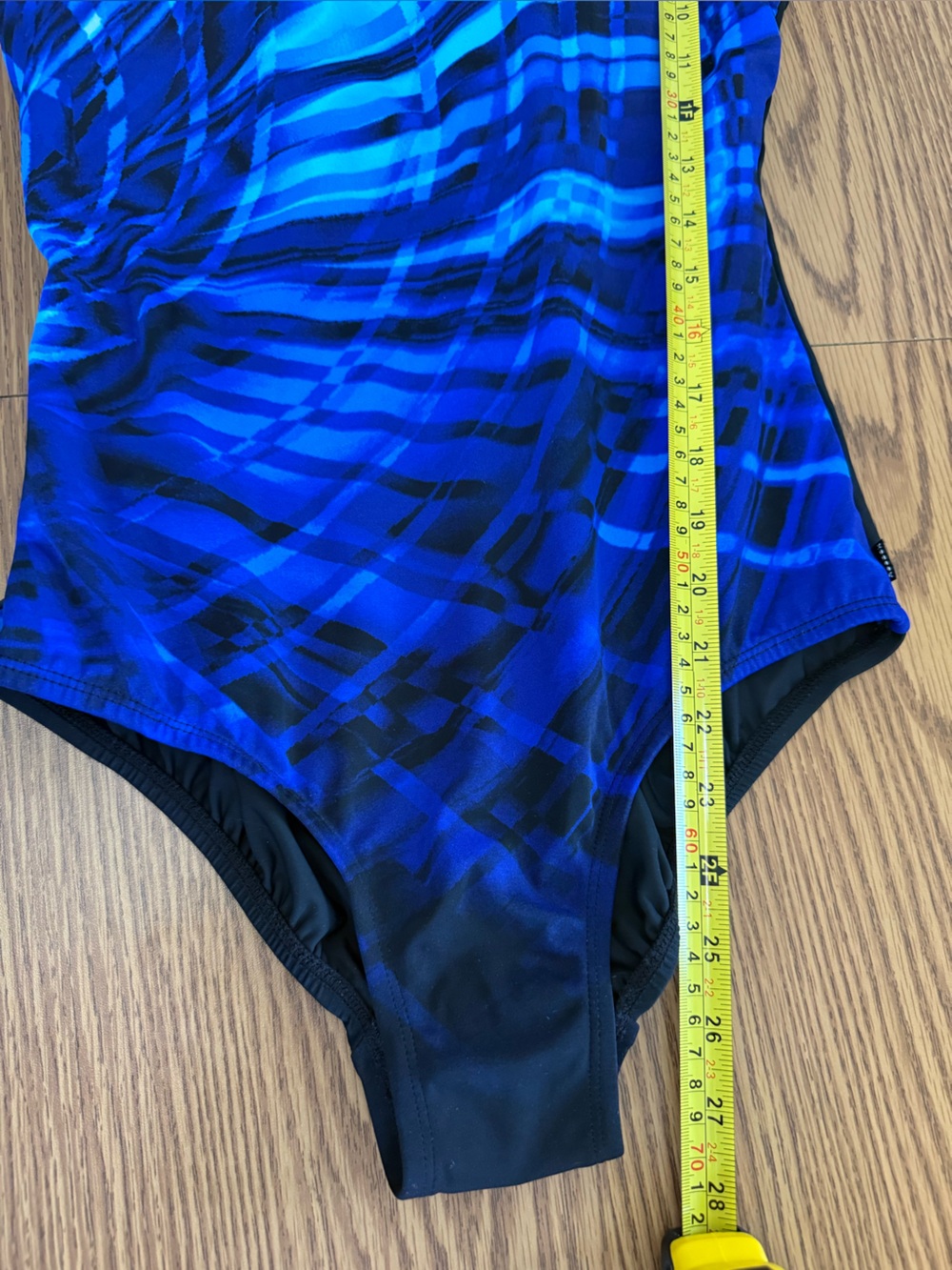 NWT Reebok Variations of Blue Swimsuit, Shelf Bra - Picture 2 of 12